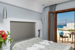 Studio with Sea View (2 Adults)