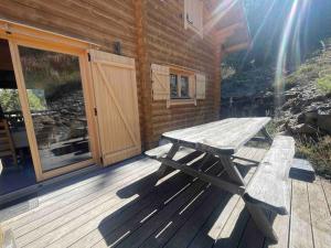 Chalets La joue du loup Bord des pistes - Chalet en bois de charme pour 10 personnes : photos des chambres