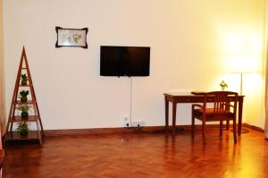 Inya Lake Hotel Yangon