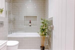 Mayfield - Central Harrogate Apartment - Ground Floor