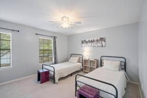 Townhome - Convenient Location