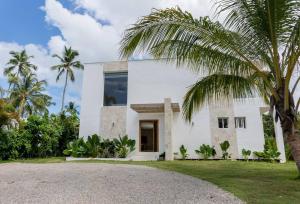 Private Villa 4 BR at Playa Bonita, Las Terrenas