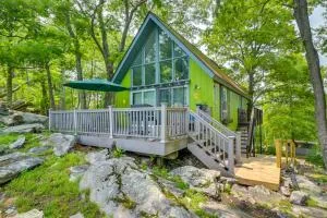 Great Cacapon Cabin with Mountain Views - Paw Paw