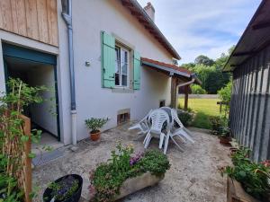 Maisons de vacances Gite Luneville, 3 pieces, 4 personnes - FR-1-584-293 : photos des chambres