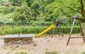 Campings Stunning stacaravan In Conques En Rouergue With House A Panoramic View : photos des chambres