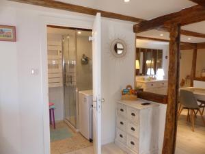 Maisons de vacances Gite Guemar, 3 pieces, 4 personnes - FR-1-744-9 : photos des chambres