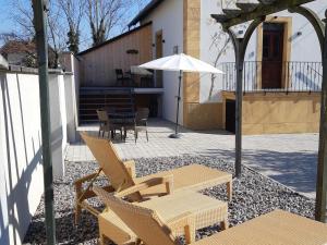 Gîte Alsacien : Terrasse, Sauna Privé, Accès Piscine et Bien-être, Proche Colmar et Route des Vins - FR-1-744-16