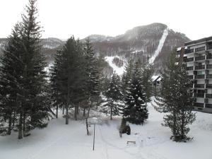 Studio Montagne pour 4 à Serre Chevalier, Balcon, Parking Privé, Proche Pistes et Navette Gratuite - FR-1-762-45