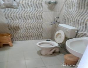 Kedar Heights Heli Resorts by StayApart