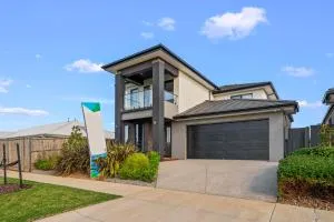 Werribee Gem Luxe Home Family Getaway 6Bed Netflix - Tarneit