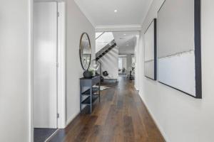 Werribee Gem Luxe Home Family Getaway 6Bed Netflix