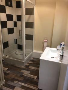 Appartements Escapade cosy au coeur de la cite medievale : photos des chambres