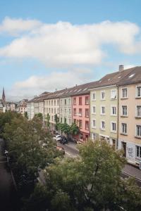Spacious apartment next to Rhine