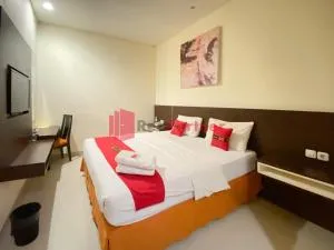 Hotel Alpha Makassar RedPartner - Pampang