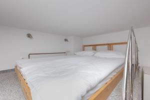 Cozy Studio for 3 Guests near Centrum Praskie Koneser by Noclegi Renters