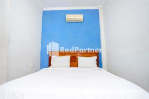 Hotel Serena Anggrek near Manhattan Times Square Mall Medan RedPartner