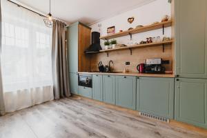 Schiller Studio 64 - free private parking