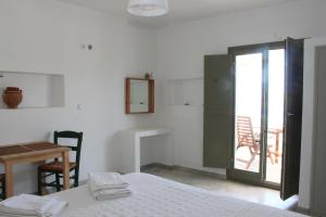 Dimitra Studios Amorgos Greece