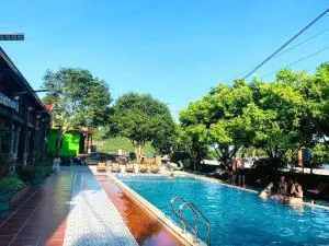 Woodstock Beach Camp - Ðồng Khê Sâu