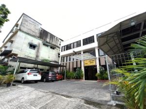 RedDoorz at Fortune Hotel Jalan Walanda Maramis Manado