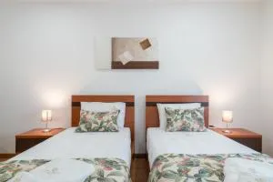 Casa da Petisqueira 61 - Paredes-Oporto - Modelos