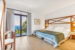 Double or Twin Room with Sea View room in Hoposa Costa D'or - Adults Only