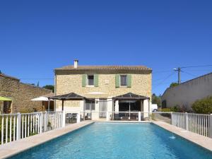 Villas Beautiful holiday home with enclosed private swimming pool near the village of Aubais : photos des chambres