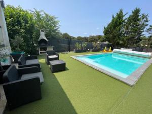 Villas Villa piscine & terrain tennis : photos des chambres