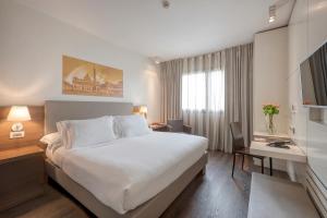 Standard Double Room room in H10 Roma Città