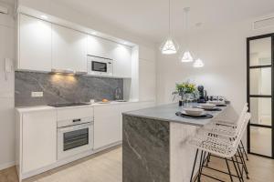 AvantiStays Murillo, Elegance & Comfort