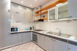 La Perla Del Borgo Apartment img7