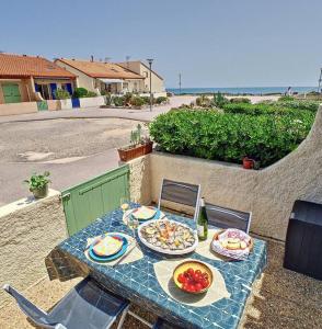 Maisons de vacances Petite maison a la plage dans residence naturiste : photos des chambres