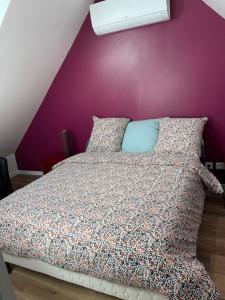 Maisons de vacances Maison Le grand sapin , 5min du zoo parc de Beauval : photos des chambres