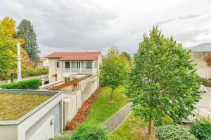 Bel appartement-garage privé-balcon-wifi fibre