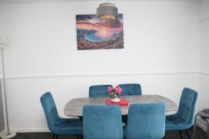 Superb 3 Bedroom flat in Stafford