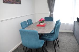 Superb 3 Bedroom flat in Stafford