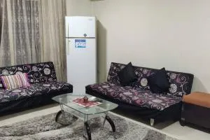 Italian Square Apartment - El-Miarqab