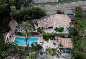 Villas Villa Mougins vue Mer sur Baie de Cannes, Piscine : photos des chambres