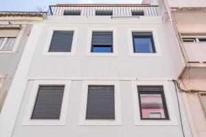 Lapa Charm Apartments with Patio