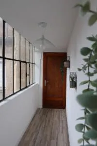 * La Tour : Vue imprenable sur la ville * - Froideconche