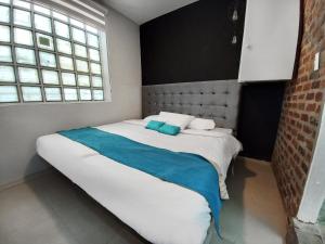 ApartaSuites Bogota MANZINI