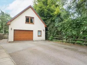 Glenmhor Apartment - Caol