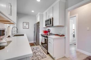 MidTown Reno Vacation Rental w Fenced-In Yard!