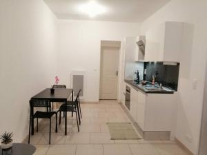 Appartements Agreable Studio calme 2 pers : photos des chambres