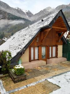 Maisons de vacances petite maison de montagne avec jardin : photos des chambres