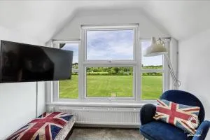 The Lookout - Lyminge