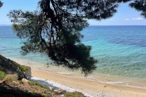 Elia Sea View Apartments 1