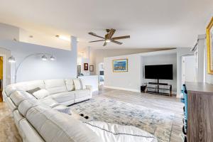 Summerfield Home with Pool and Hot Tub!