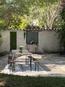 Maisons de vacances LE BONHEUR AVEC PISCINE ET JARDIN : photos des chambres