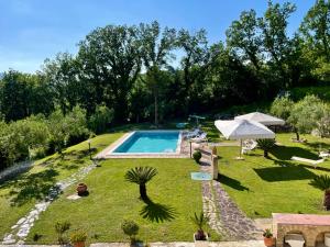 Villa con Piscina Donna Romina